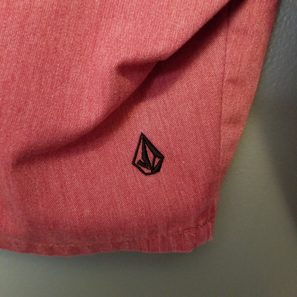 Volcom Corpo Class Shorts Faded Red Size 40 - image 5